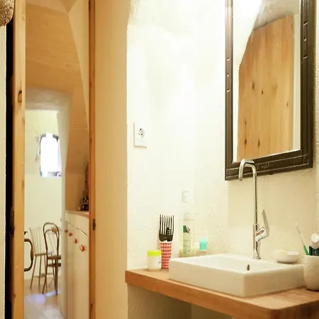 In Near The * Жерона