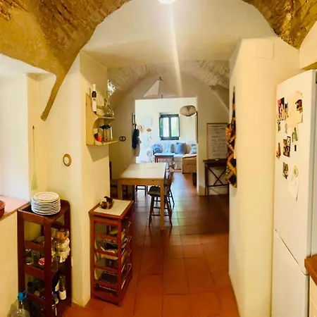 In Near The Apartment *