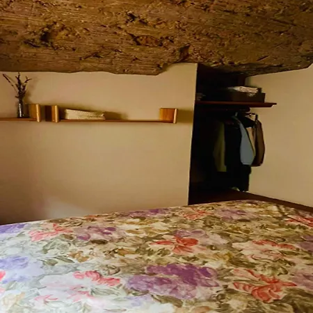 Appartement Traditional House For 4 People In Valveralla *