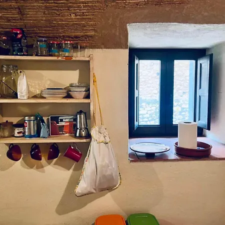 Appartement Traditional House For 4 People In Valveralla Gerona