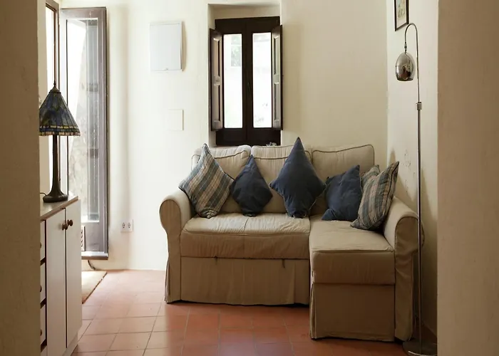 In Near The * Χιρόνα